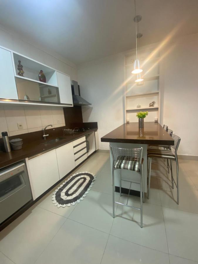 Casa No Centro De Balneario Camboriu Villa Exteriör bild